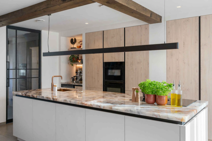 Keuken Tholen